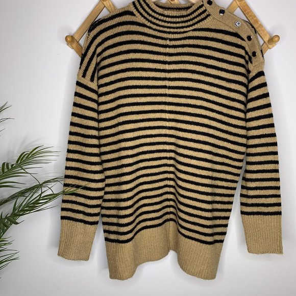 Luxe Essentials Denim Tan and Black Button Shoulder Maternity Sweater NWT Small - Picture 6 of 10